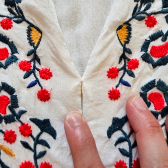 Antik Batik Daylee Long Dress Size M Floral Embroidered Boho Maxi V-Neck Boho - Picture 4 of 14